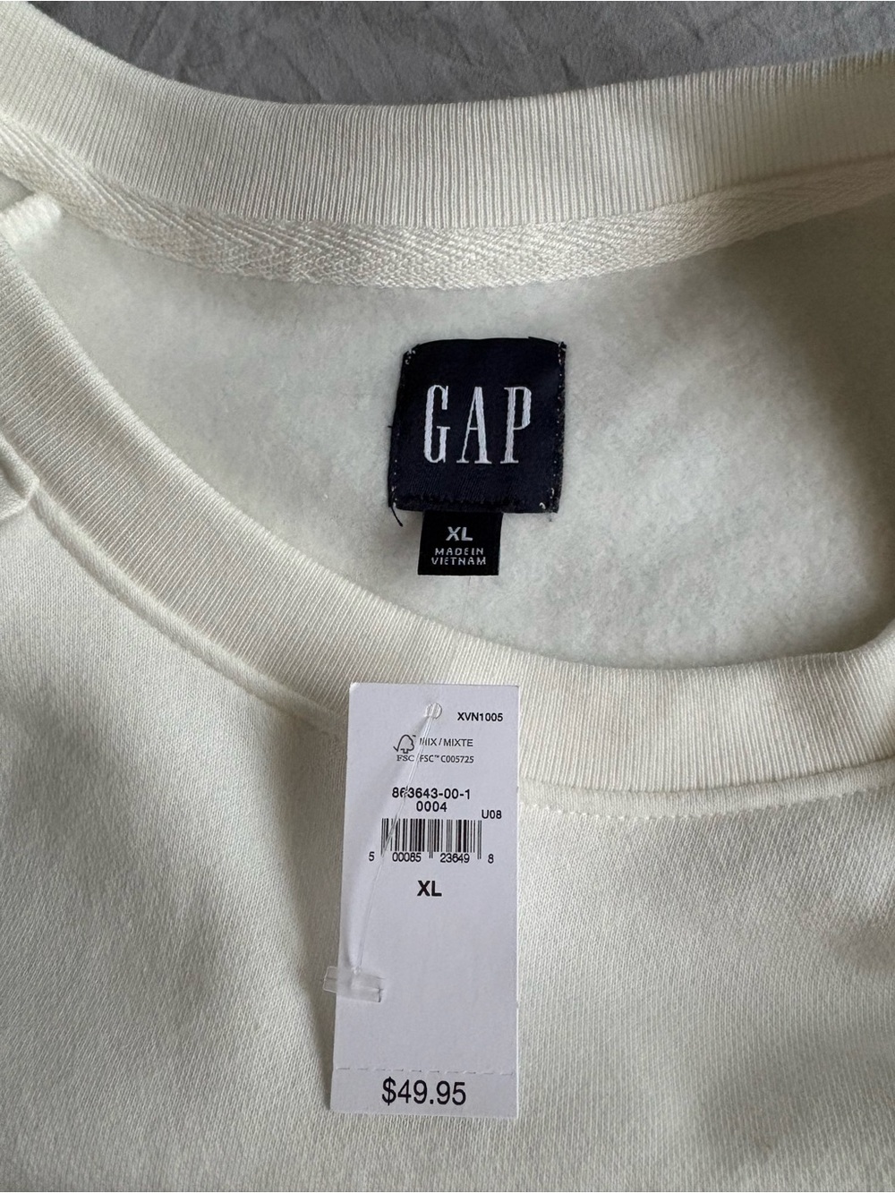 GAP White Crewneck Sweatshirt with Navy Tag - Picture 2 of 4